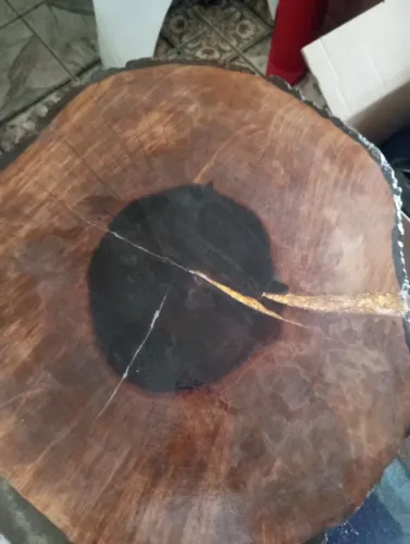 Mesa de Tronco resinada