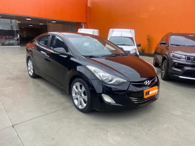Hyundai Elantra GLS 1.8 16V Aut. 2012
