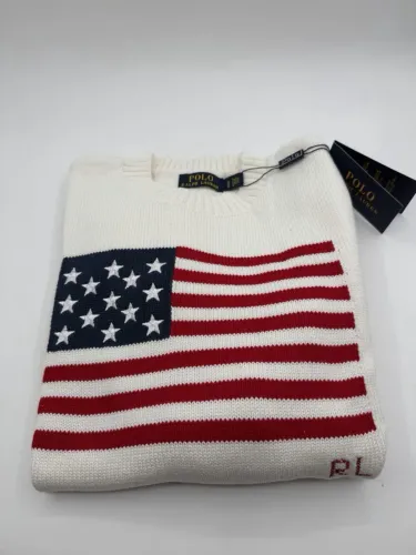  suéter Polo Ralph Lauren branco com a bandeira americana tricotada na frente