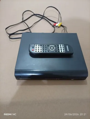 Venda de um aparelho de DVD,da marca mondial.Com controle remoto.