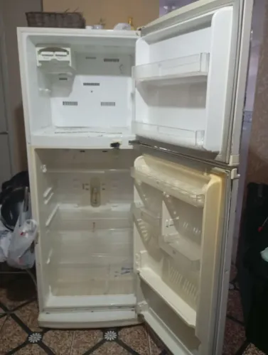 Geladeira com defeito
