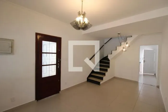 Casa à Venda - Água Fria, 2 Quartos, 153 m2