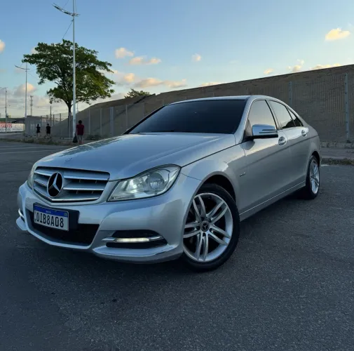 Mercedes-Benz C-180 CGI Classic 1.8 16V 156cv Aut. 2012