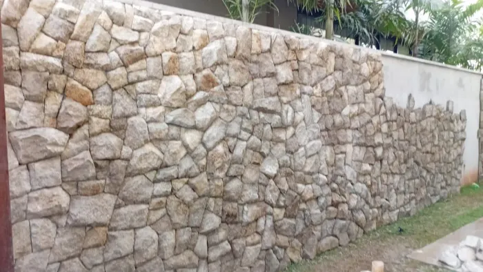 Especialista em Fachadas de Pedra Natural?