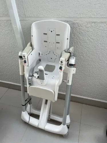 Cadeira de alimentação 