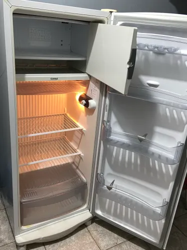 Geladeira Consul 