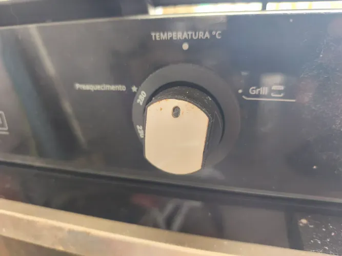 ?Forno de Embutir a Gás Brastemp 78L Preto - GN / 220V (Seminovo)