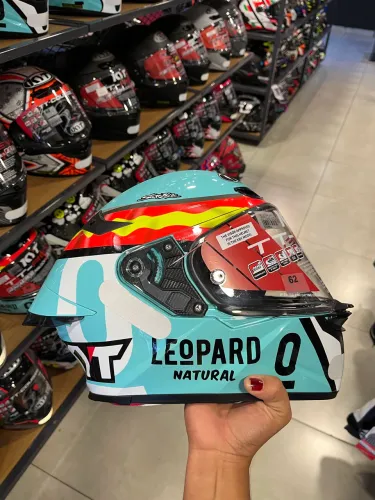Capacete KYT TT Revo