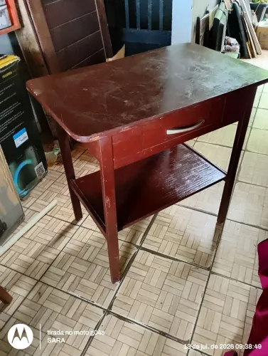 Vendo mesa de madeira