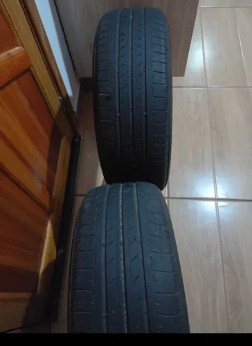  Pneu Bridgestone 215/60/16