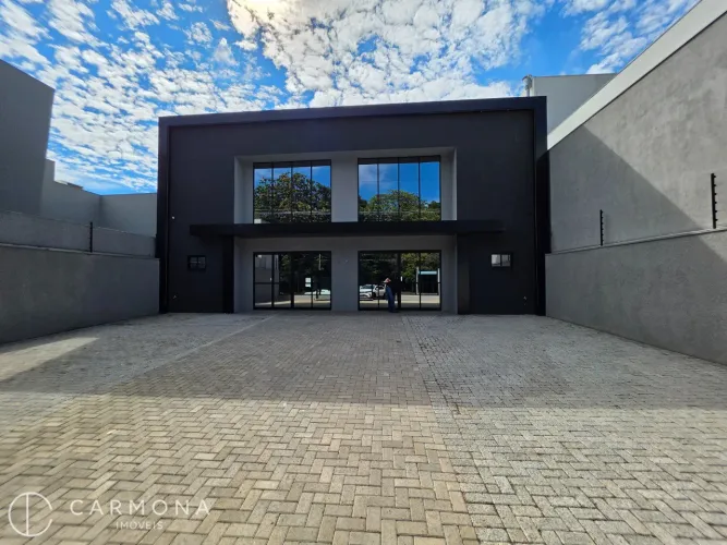 Sala comercial locação Zona 05 Av. Teixeira Mendes próximo ao hospital Paraná