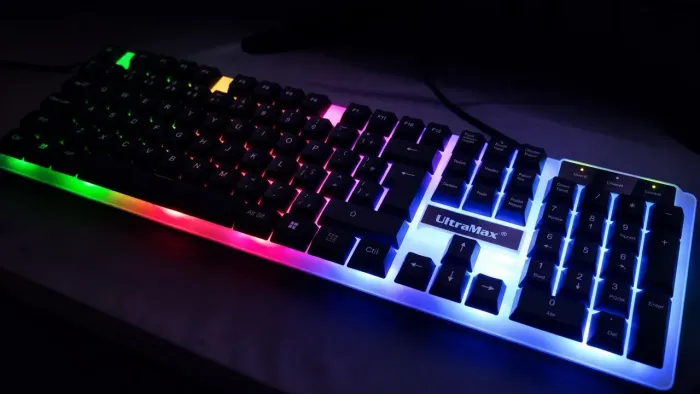 Teclado Gamer mecânico RGB 