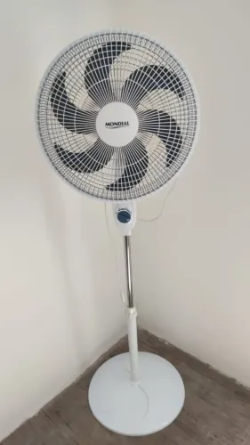 Ventilador semi usado em perfeitas condições 