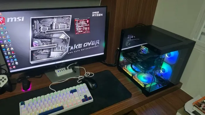 Vendo PC Gamer Ryzen 5 5500X3D + RTX 5060 8GB + 32GB RAM + 2TB NVME + Monitor 27" QHD