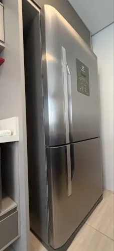 Vendo excelente geladeira Electrolux Inverse