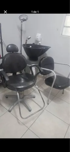 Cadeira e Lavatório