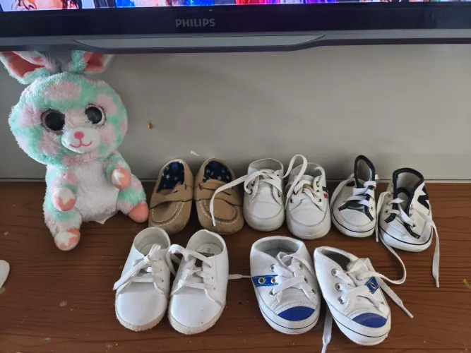 Lote de sapatinhos bebê 12 a 18