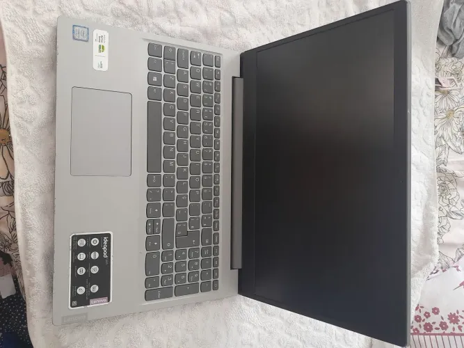 Lenovo IdeaPad S145 i3 | 4GB RAM | 1TB | Carregador Original | Bom Estado
