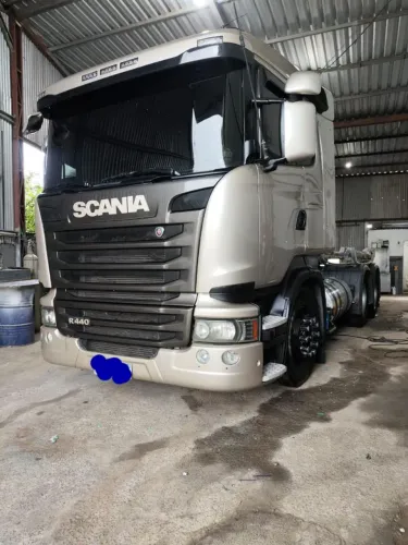 Scania a venda 