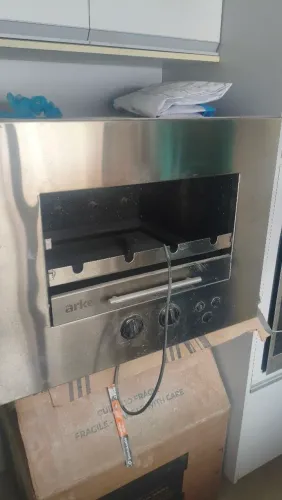 Vendo Churrasqueira a gas usada