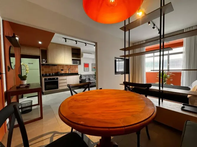 Apartamento mobiliado para locação na Ponta da Praia  Santos/SP