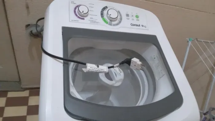 Vendo Máquina de Lavar Consul 09 kilos