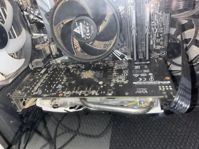 Placa de Vídeo MSI Radeon RX 570 Armor OC 4GB GDDR5