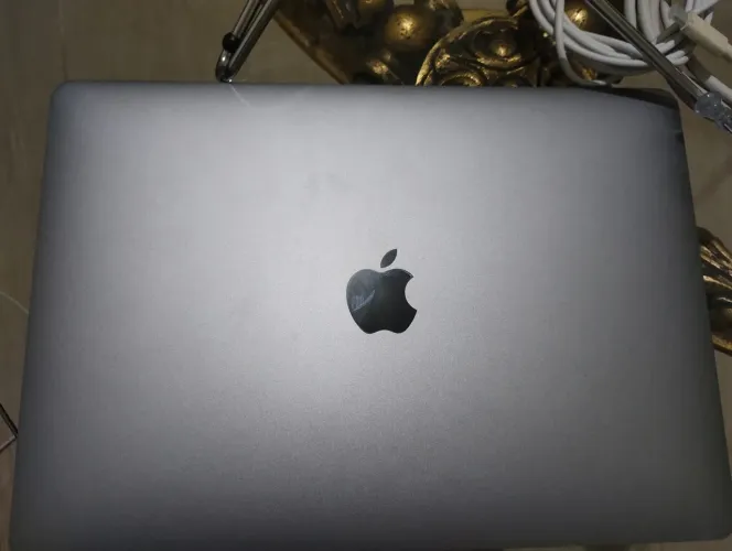 Macbook Pro Conservado