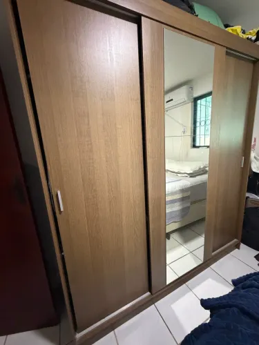 Vendo guarda roupa casal 
