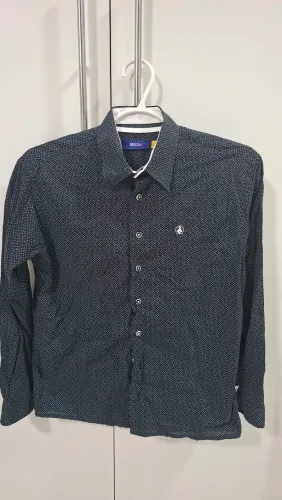 2 Camisas Sociais de marca