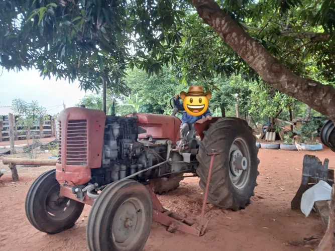 .Trator zetor 50 super dinheiro 15.000 troca 20.000