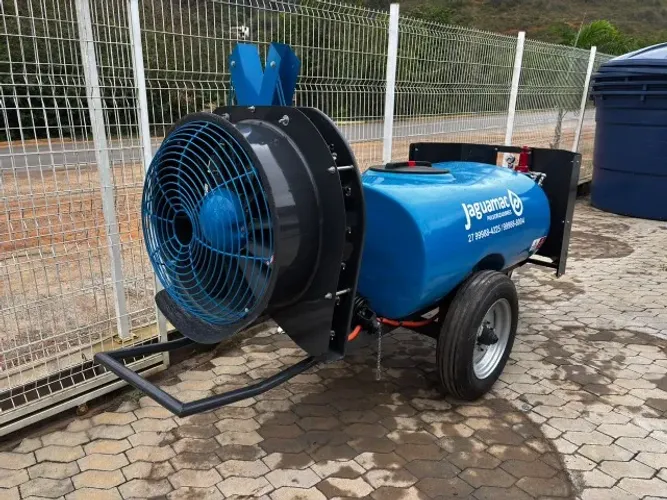 Pulverizador 1000 litros equipado com bomba jacto jp75 e turbina 730mm, rotaç 540rpm