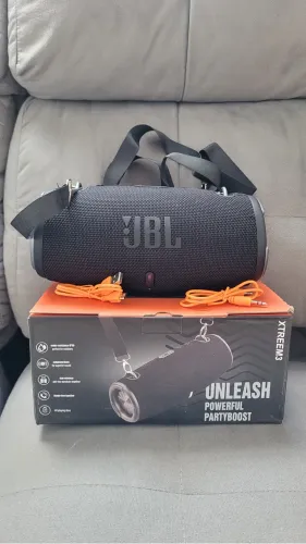 Caixa de som JBL primeira linha entrego