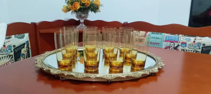 Copos âmbar em cristal 12 unidades