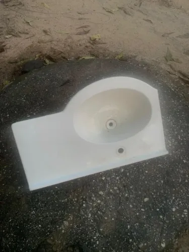 Bancada para banheiro branca