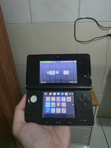 Nintendo 3ds Old Preto + Sdcard Lotado De Jogos E Acessórios 