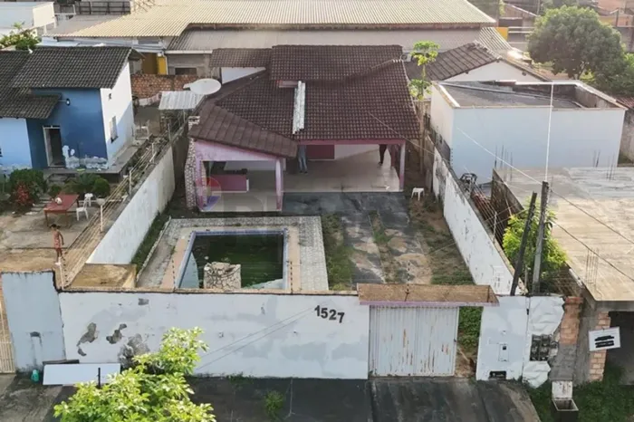 CASA À VENDA CIDADE SATÉLITE