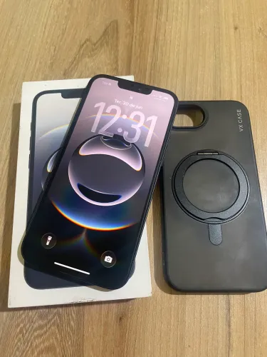 Vendo iPhone 16e 128gb. Novo. Valor: 2.800