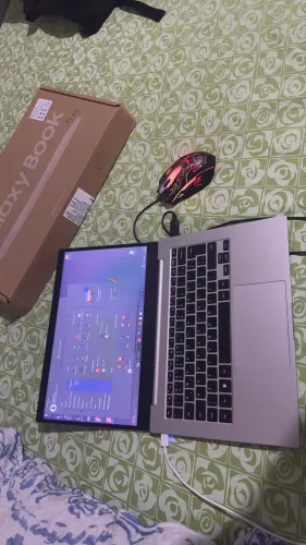Notebook Samsung Galaxy Book Go