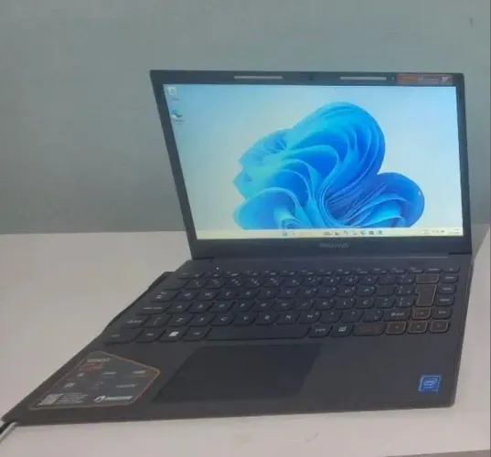 Vendo notebook positivo c4128a-14 novíssimo 