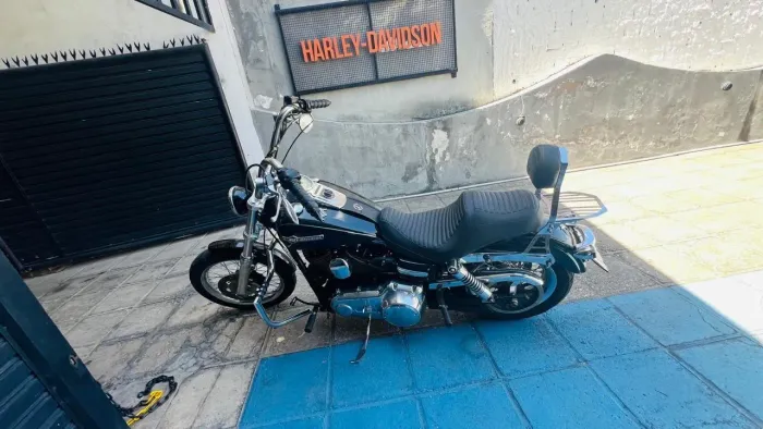 Harley-Davidson Dyna Super Glide Custom 2011