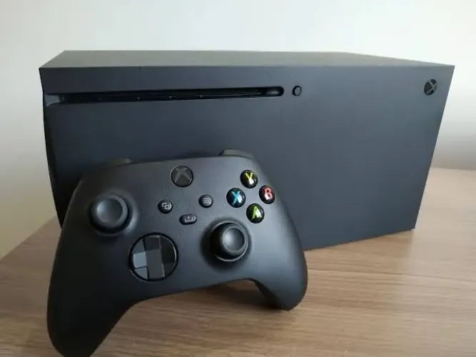 Xbox Série X 1TB novo