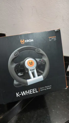 Volante Krom K-wheel (ps4, ps3, xbox one, pc)