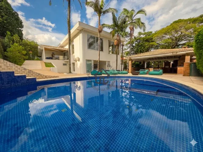 Casa para locação com 6 quartos no Condomínio Marambaia em Vinhedo