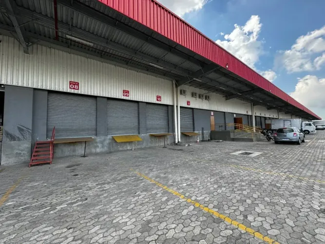 Macedo Imóveis - Galpão para aluguel possui 2.160m2 em carapina - TIMS - Serra - ES