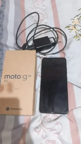 Vende-se celular motog34 128g com carregador; tela nova na caixa,Aceito cartão crédito