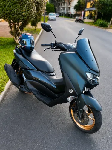 Yamaha NMAX 2023 Verde ? 23 mil km ? Oportunidade