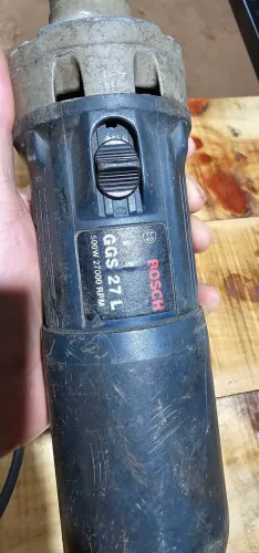 Retifica Reta Bosch GGS27L 500w