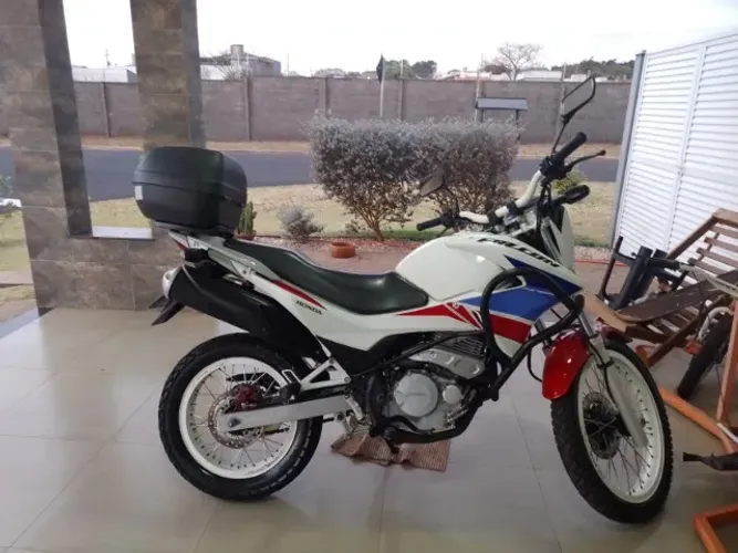 Honda Falcon 400 Injeção