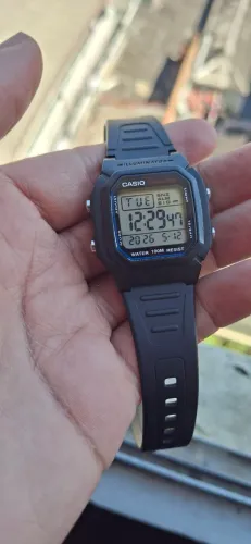 Relógio casio original vendo olx pay mais entrega pra todo Brasil faço envio